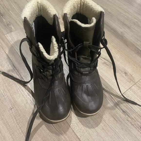 Call it spring boots - like new - Picture 2 of 6